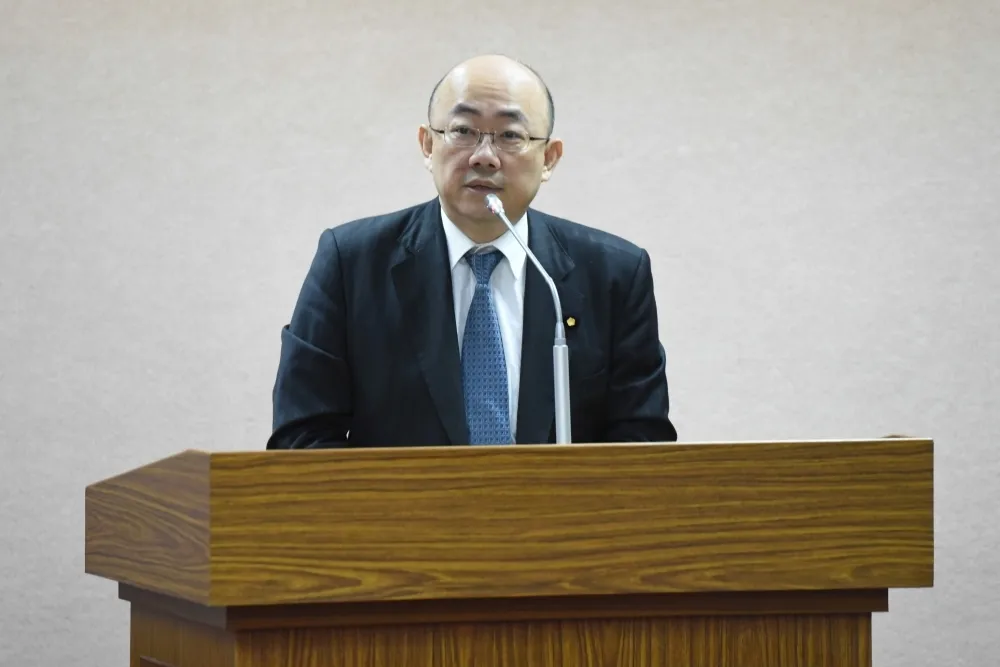 「道不同不相為謀」郭正亮宣布退黨　民進黨譴責：過去發言扭曲、造謠