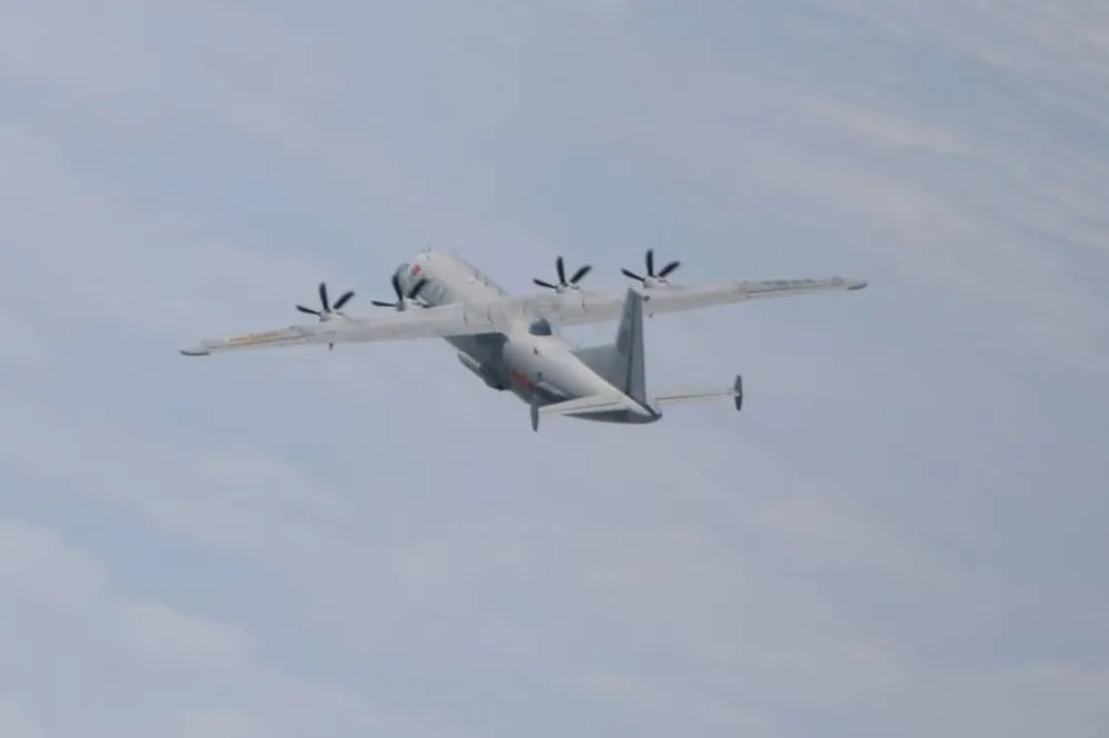 才停1天又來！解放軍運8-反潛機、技偵機侵入西南域