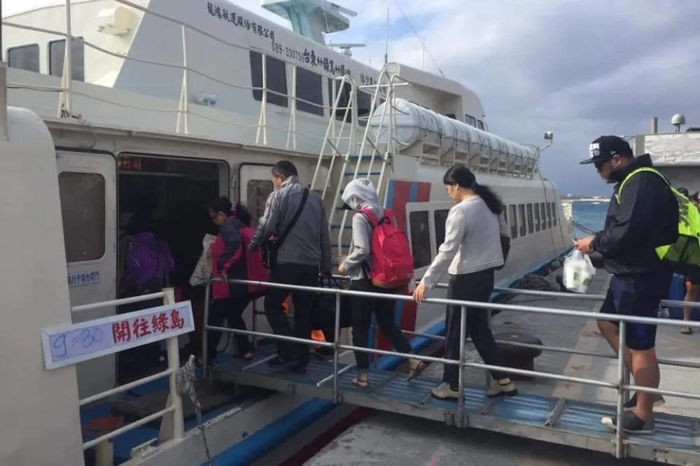 受瑪娃颱風外圍環流影響　蘭嶼、綠島航線27日起停航