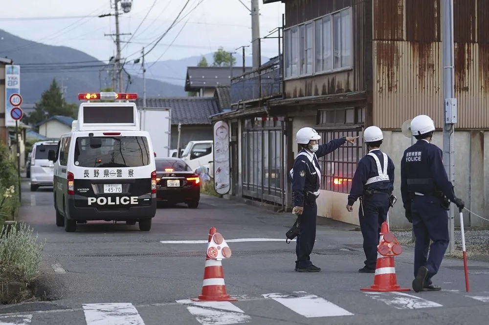 日本長野爆槍擊2員警殉職共4死　兇嫌地方議長之子被捕