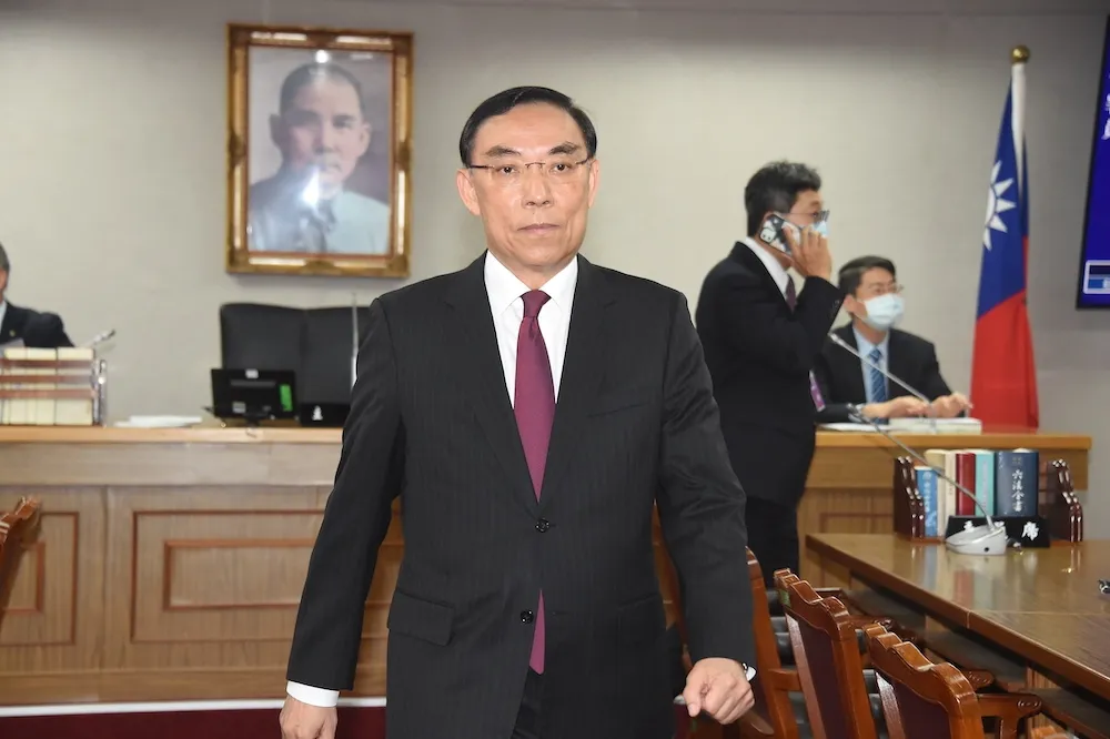 曾國緯被通緝還能詐騙、與官員餐敘？　蔡清祥：其實他被通緝4次