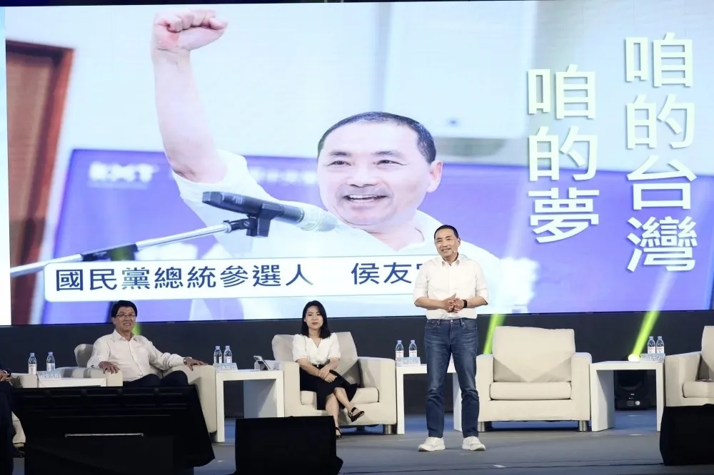 侯友宜廉價的「政見說明會」 