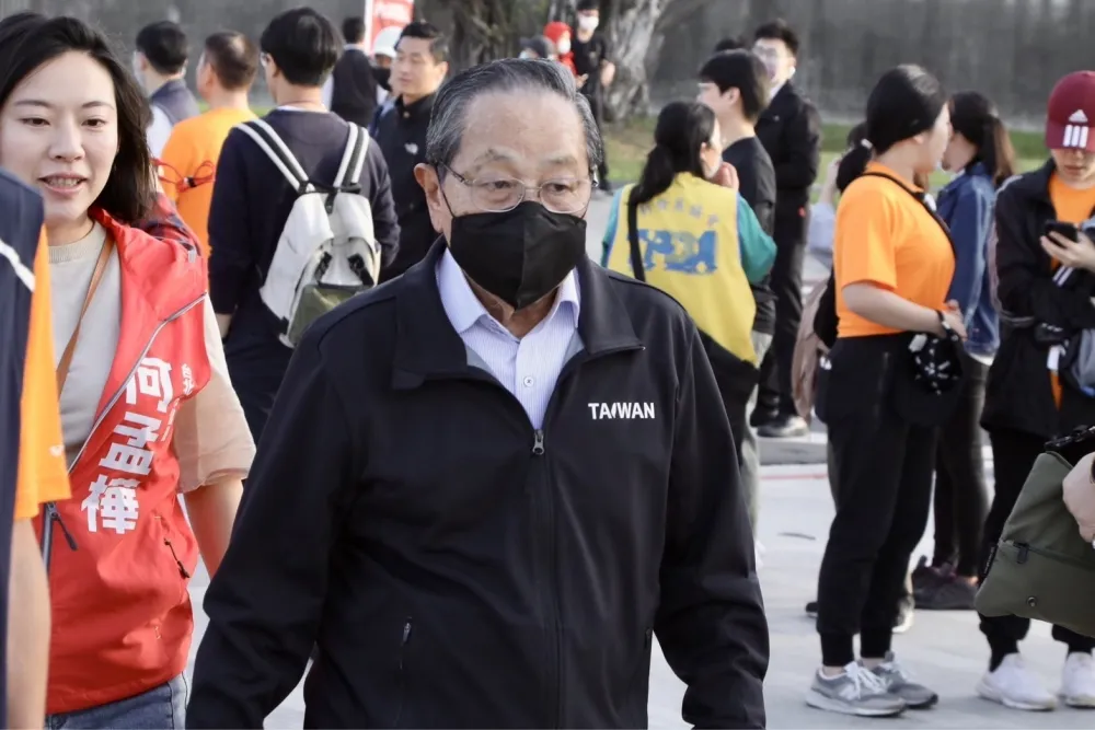 總統府資政顏志發不滿被控性騷　提告並喊冤：這是天大污衊