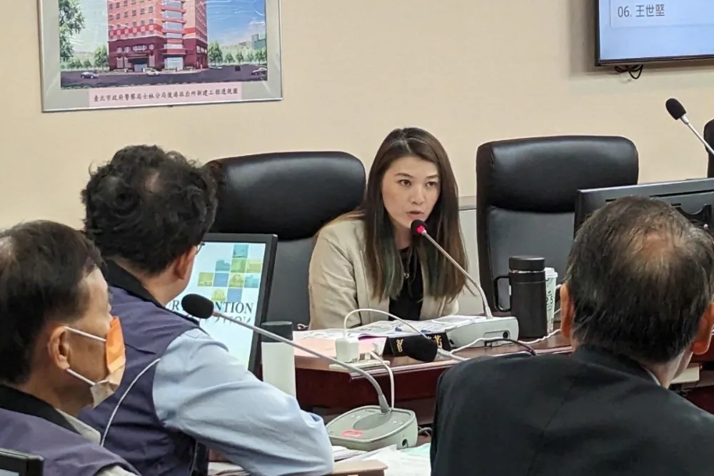 前女員工打臉「性騷零容忍」控訴遭志工摸臀　北市議員顏若芳道歉  