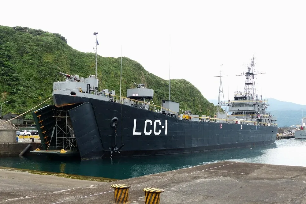 豈能「勤儉建軍」到連艘專業測試艦都不肯打造