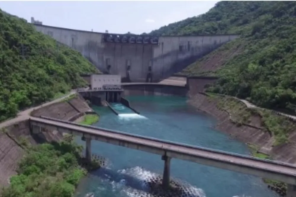 大雷雨灌水！翡翠、石門水庫蓄水率邁向7成　寶二滿庫放水