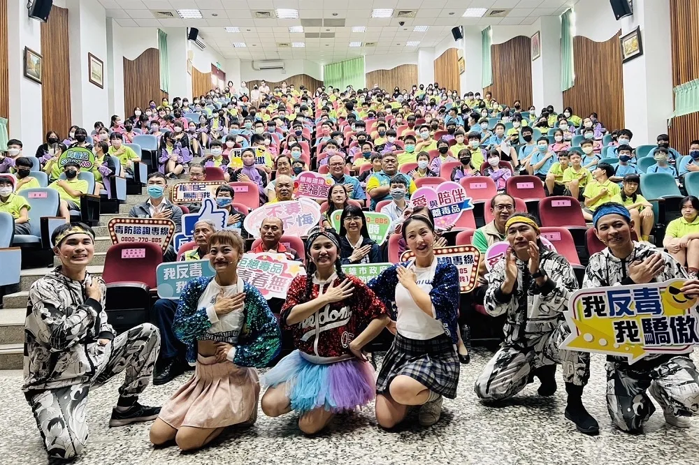 響應國際反毒日前進鳳翔國中　高雄毒防局推紙風車校園反毒戲劇