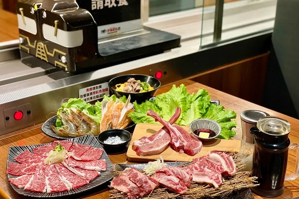 日本和牛吃到飽「上村牧場」新菜單升級！新增「海膽、生食級干貝」等　最低 799 元吃百項食材