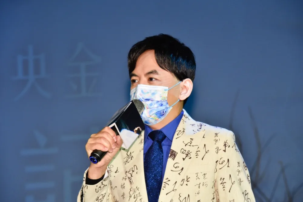 黃子佼涉「＃MeToo」自殘就醫　被害人：有更多『房思琪』在角落哭泣