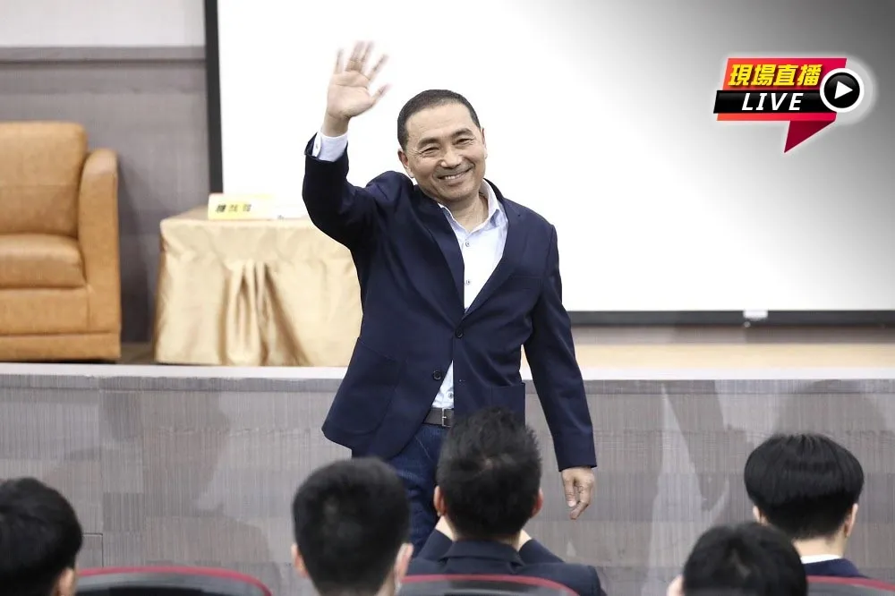 【直播】爭取青年票！　侯友宜台大演講與學生「直球對決」