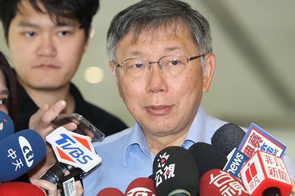 新政治所謂的「沒有包袱」　也就是在政治上不負責任的意思