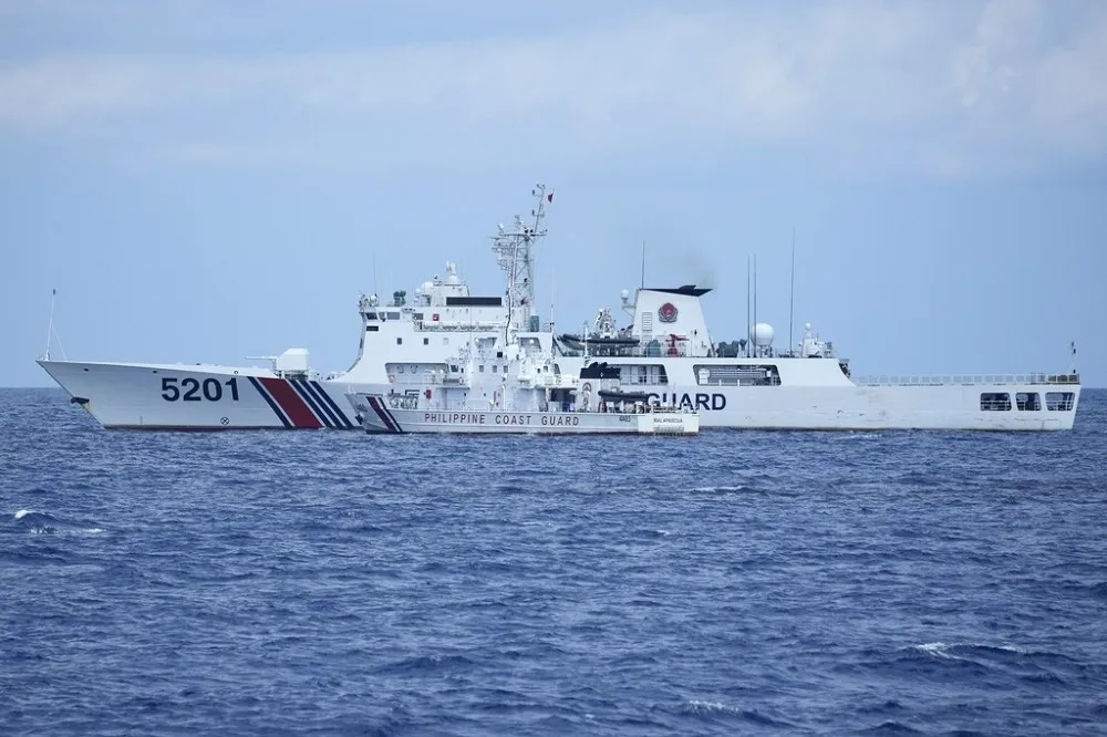 拖不拖有關係：中國強勢拖離菲國南海坐灘軍艦可能行動與影響