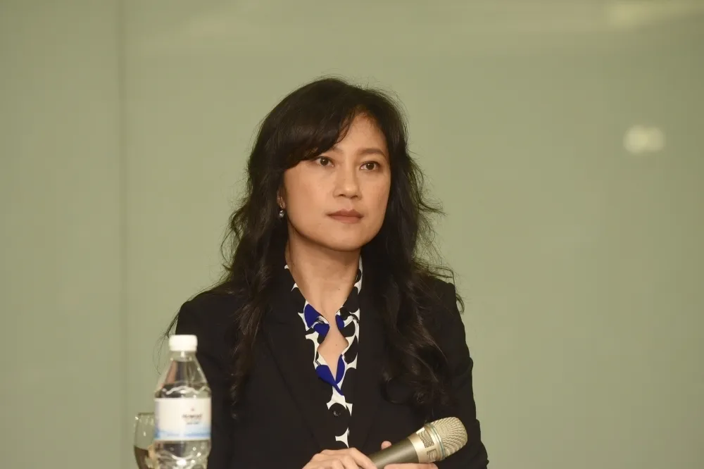 總統府美女發言人Kolas遭爆戀上人夫隨扈　悄悄刪臉書資料、閃辭獲准