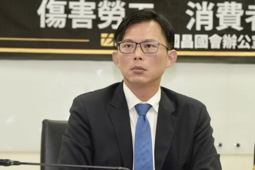 NCC通過《鏡電視》上架86頻道　黃國昌酸：主委護航是在執行「總統授意」