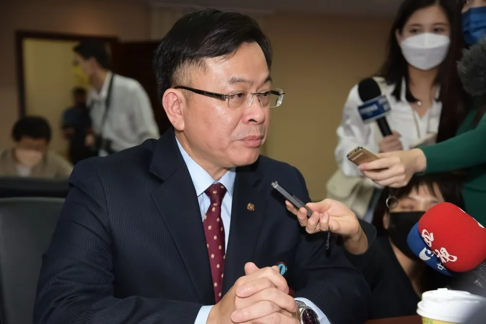 NCC審《鏡電視》原本僅3委員同意　陳耀祥化身「關鍵第4人」才讓全案通過