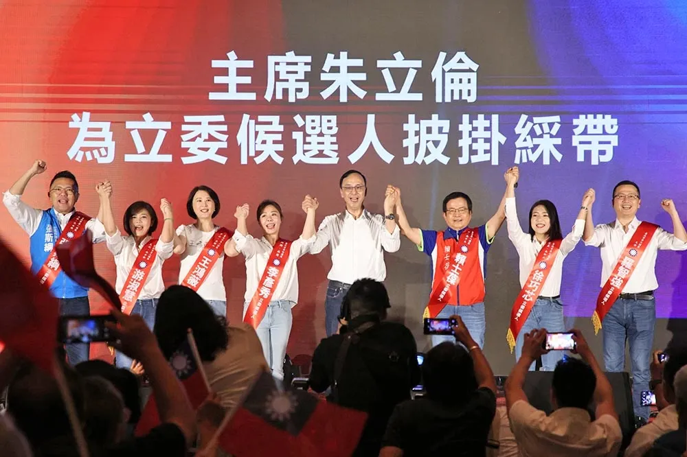 禁與柯文哲同台阻斷「藍白合」掀反彈雜音　藍營北市立委參選人籲朱柯協商
