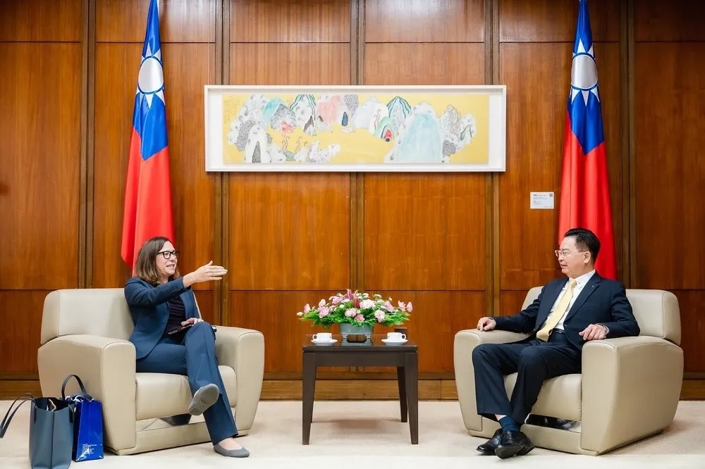美AIT主席會晤媒體　強調不論誰當選都會與台灣保持緊密聯繫