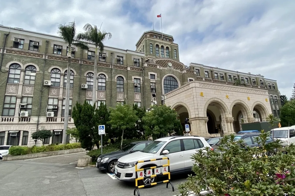 【八八會館案】高檢署檢察官黃錦秋「無償接受招待」送懲戒法院　王涂芝送檢審會
