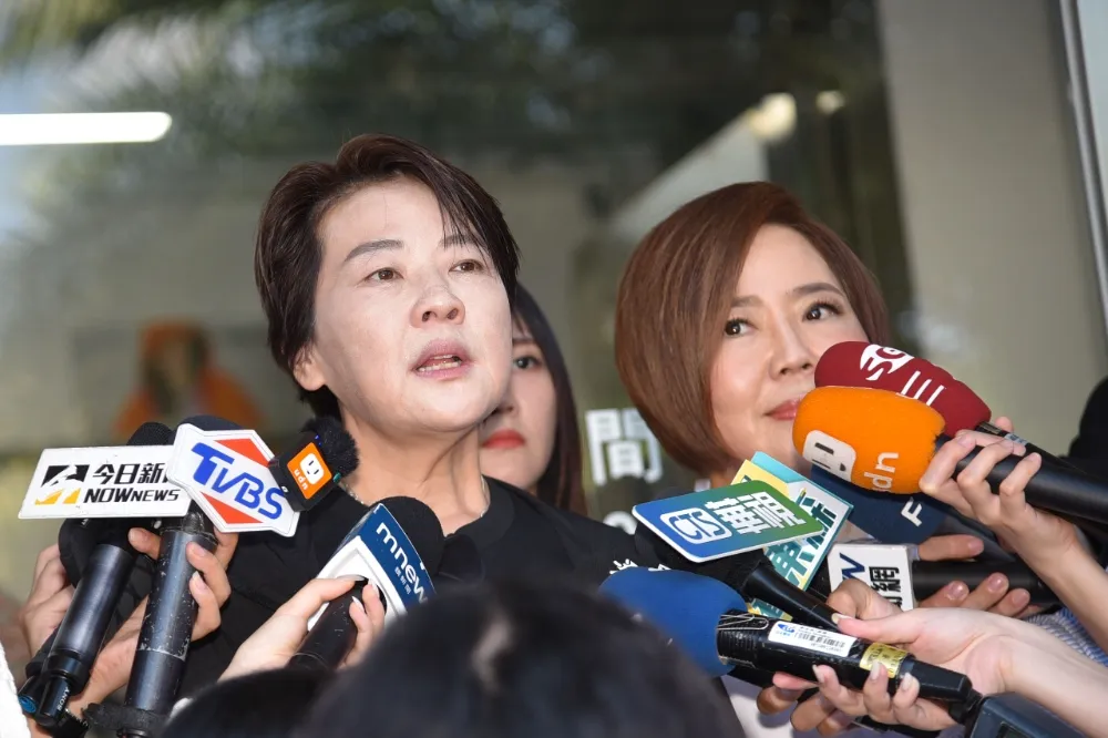 藍白合？傳國民黨要柯文哲「無條件投降」　黃珊珊：聽聽就好