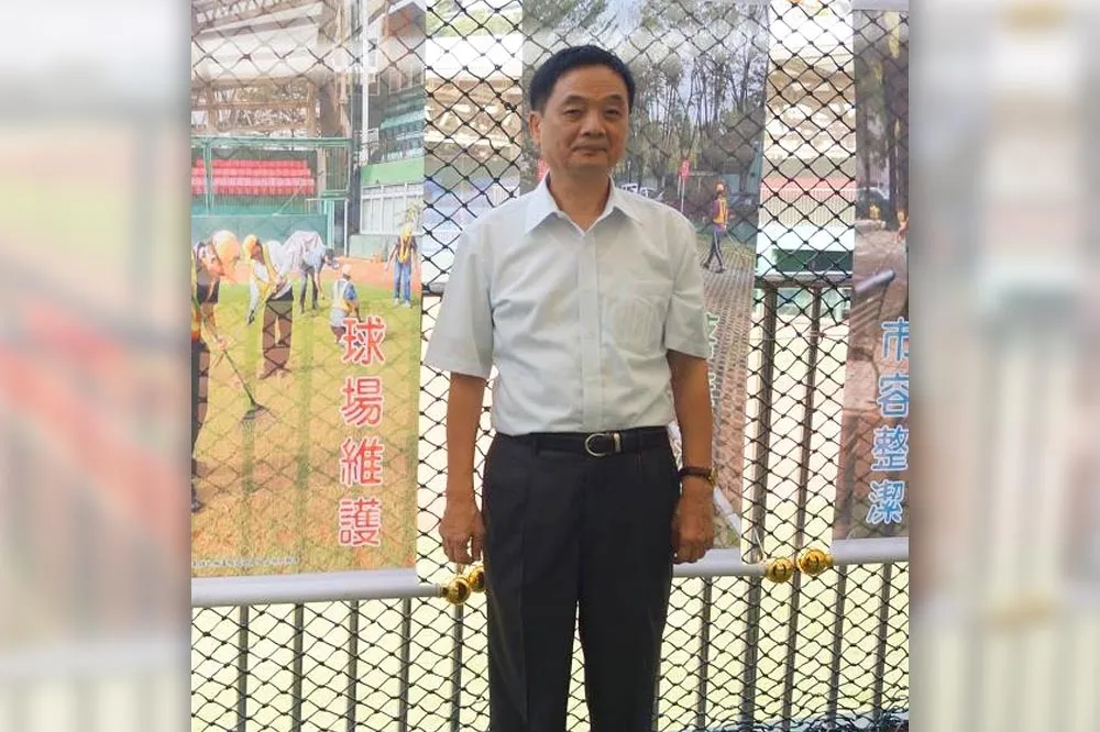 讓翁茂鍾去「爽缺」勞動服務又收11件襯衫　前北檢檢察長周章欽遭判罰俸1年