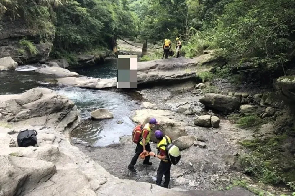 【快訊】桃園小烏來3國中生溺水  命危緊急送醫搶救
