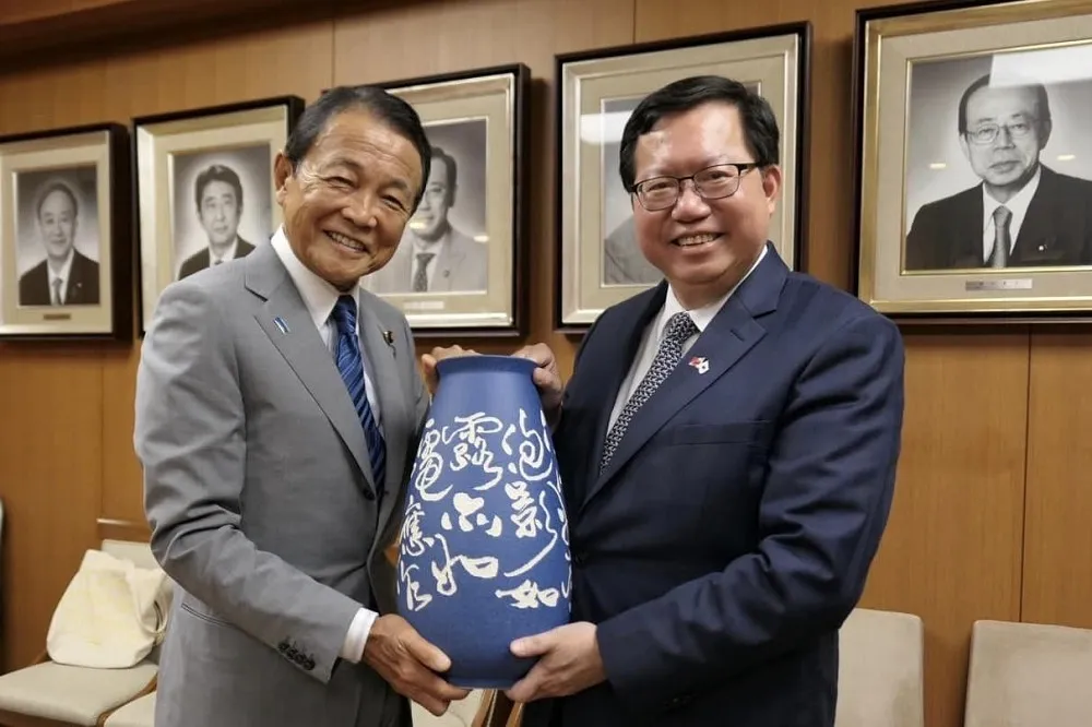 日本產經新聞：日本前首相麻生太郎計畫8月訪台