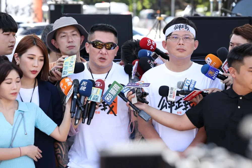 住家驚爆違建、侵占國有地　黃國昌：該怎麼處理就怎麼處理