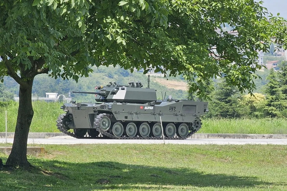 【有片】土耳其軍用車公司Otokar首度公開ALPAR重型無人車
