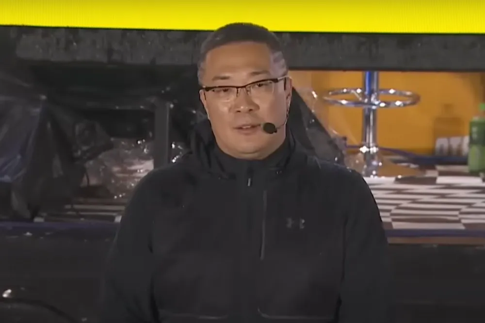 朱學恒回來了？ YT頻道改名又開直播　黃光芹曝：是我的新節目