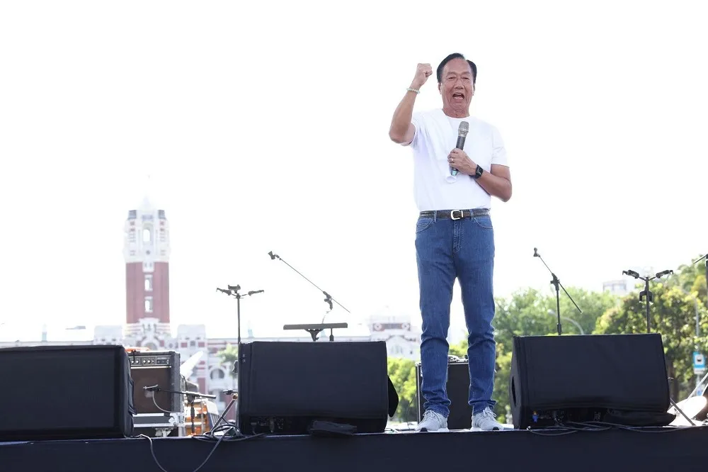 郭台銘的保溫策略