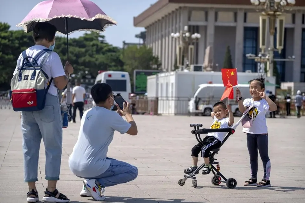 湘西土匪易富賢：中國「二孩」已經太遲了