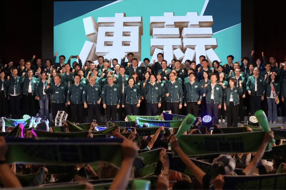 整軍待發！賴清德領軍扛小雞作戰　不分區立委提名9月啟動