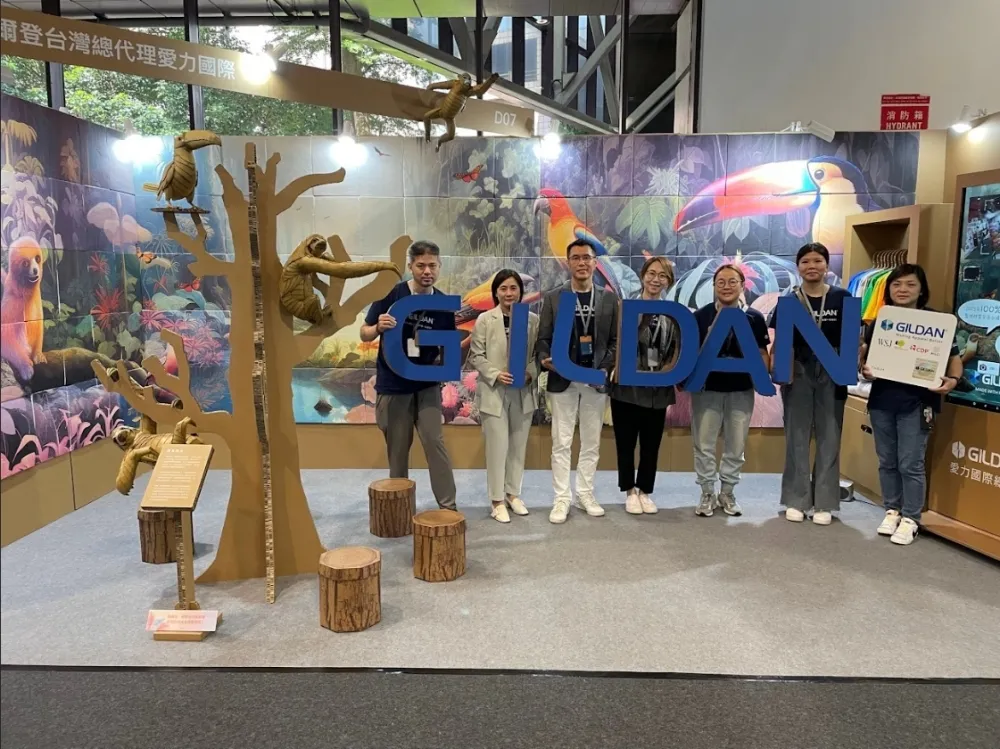 135件NG衣打造創意熱帶雨林壁畫　2023亞太永續展GILDAN吉爾登展現綠色時尚