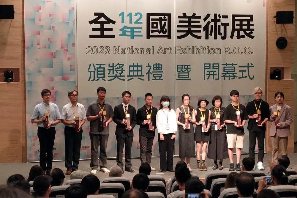 「112年全國美術展」頒獎典禮登場　榮耀彰顯121位藝術家