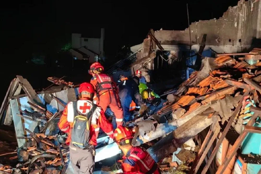 【有片】浙江杭州富陽區暴雨導致土石流　造成5死3失蹤