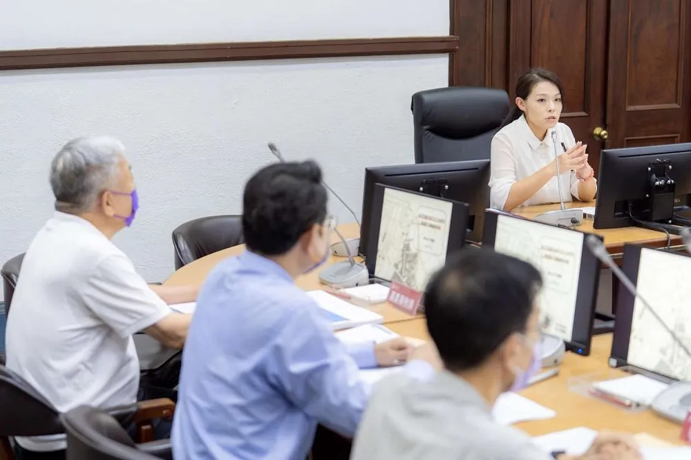 關埔地區首獲企業贈人行空橋　竹市府：公私協力打造關埔空橋生活圈