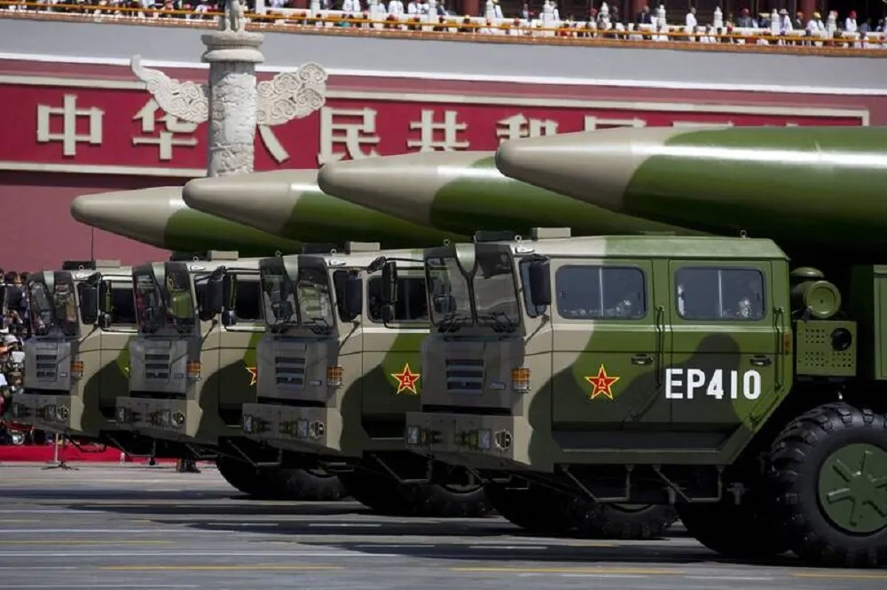 不堪工作壓力？　中國火箭軍前副司令傳上吊身亡