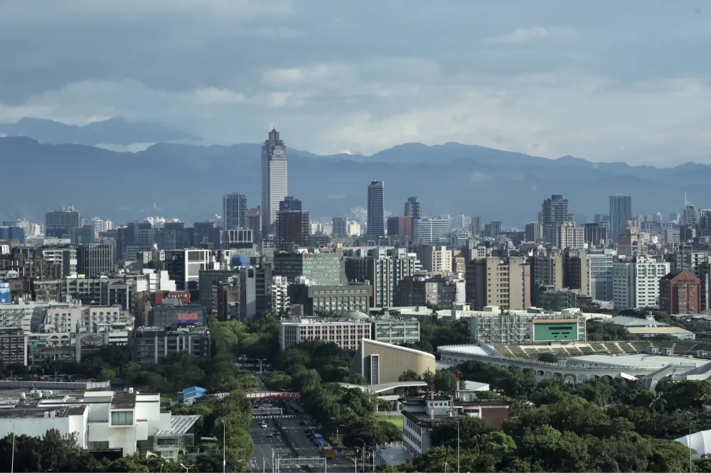 【8月新制懶人包】新青年房貸額度提高　禁用PLA免洗餐具、15至30歲每年3次免費諮商