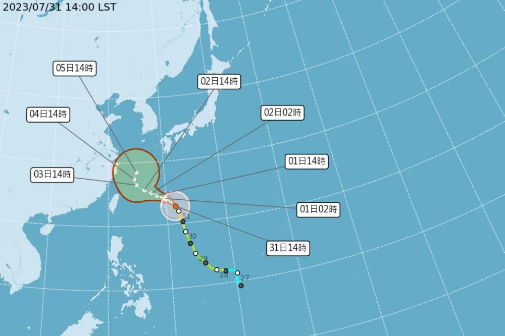 中颱卡努「90度大轉彎」　最快周二發海警