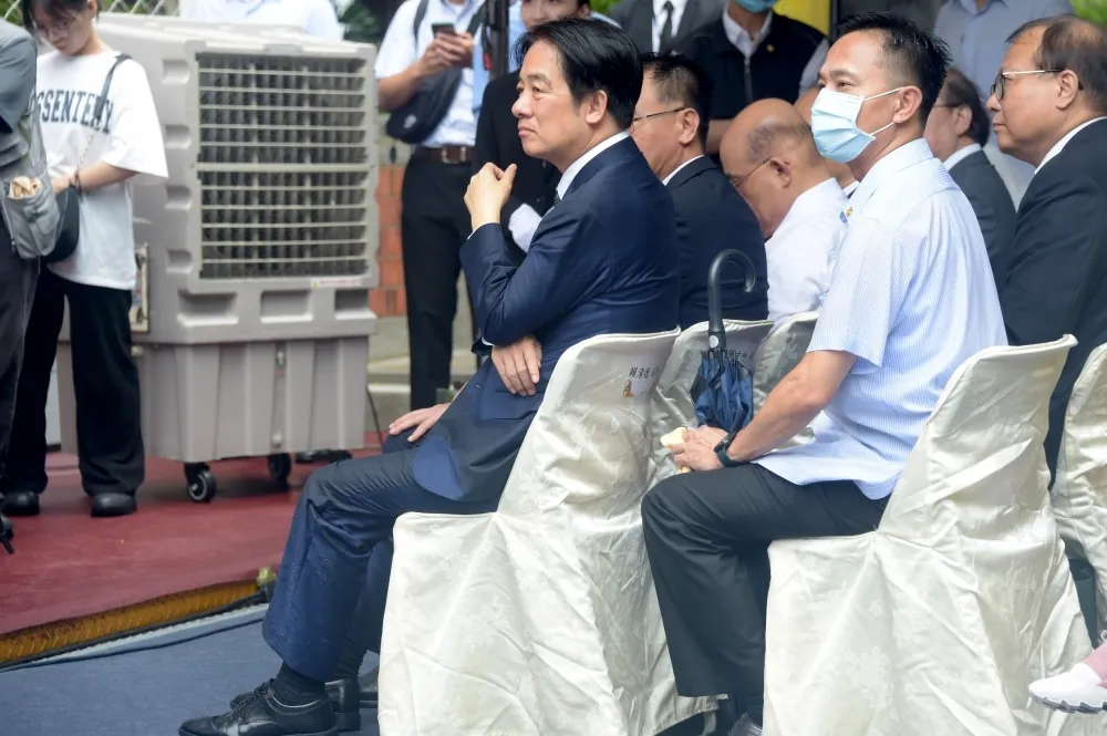 柯文哲批評沒做事　賴清德豈可吞下去？