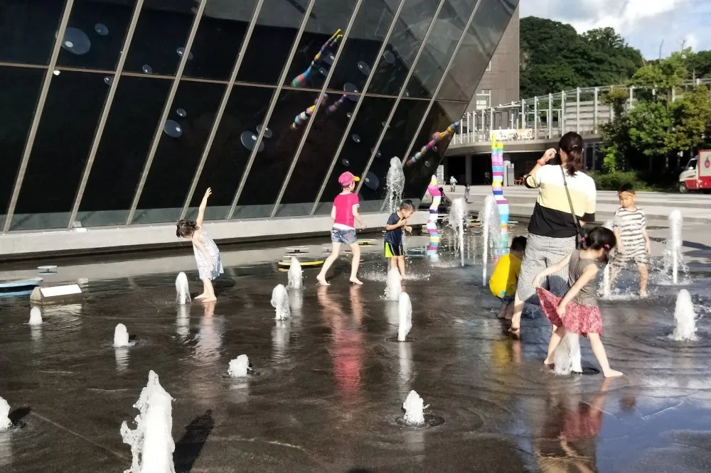父親節到基隆海科館慶祝！玩水消暑、逛市集吃美食　這兩天男性還免費參觀