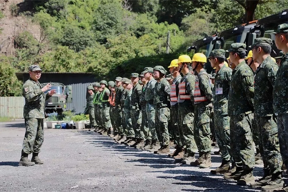 國軍第5作戰區投入南投救災　工兵機具今挺進仁愛鄉