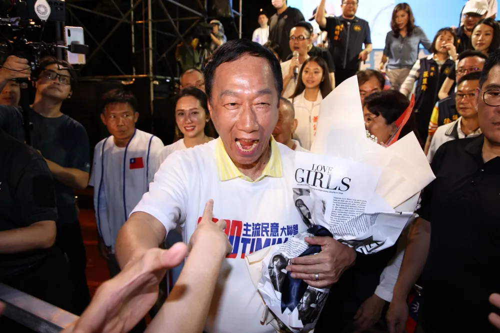 跑活動被問要不要選總統？　郭台銘：準備好一定宣布