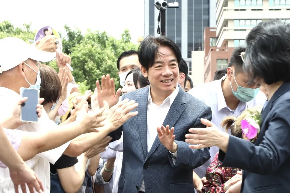 賴清德出訪傳將登《彭博》封面　標題為「他想領導台灣但能維持和平嗎？」