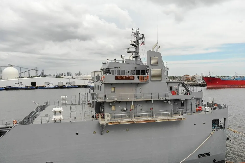 【有片】以色列軍方接收首艘登陸艦「拿順號」　提升兵力投射、運補能力
