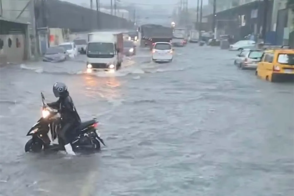 全台雨彈狂炸！桃園水淹半個輪胎高　中橫便道暫停通行