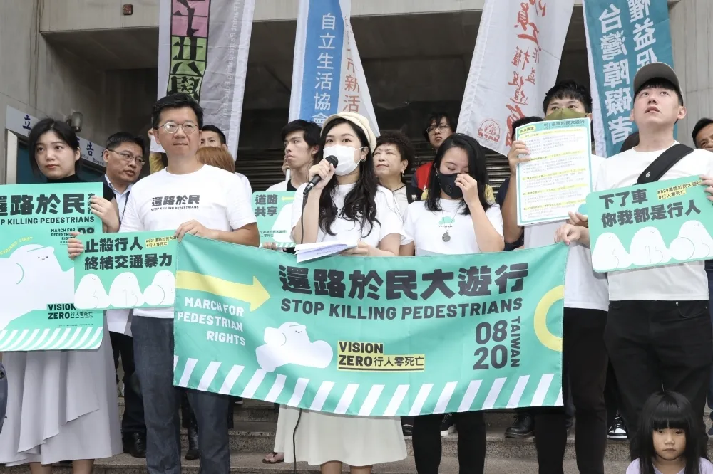 「還路於民大遊行」今登場 　4名總統參選人出席挺交通零死亡