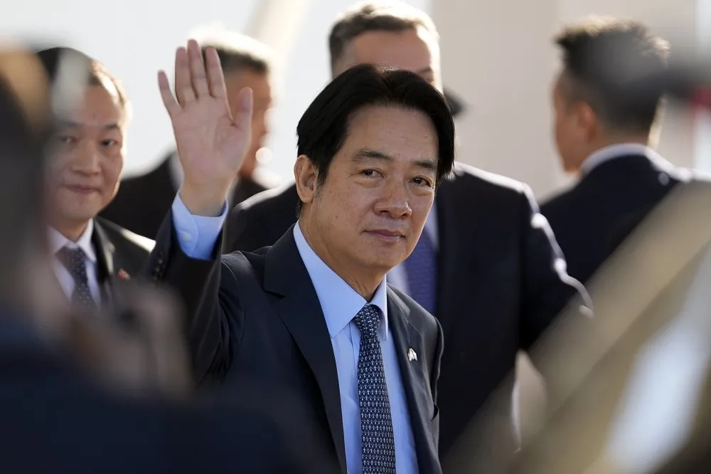 賴副總統出訪返台　解放軍隨即宣布海空聯合演訓