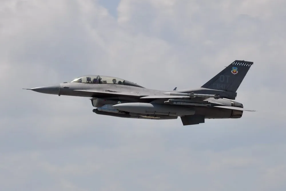美批准對台價值161億台幣軍售　F-16加裝紅外線搜索與追蹤系統莢艙