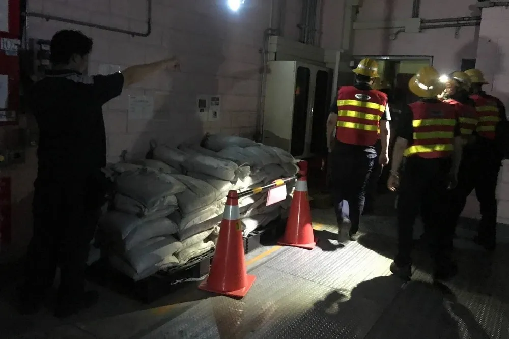 北市捷運南港機廠凌晨發生爆炸　2工程人員遭電擊